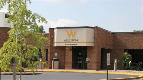 Wellstone regional hospital - Responsibilities: Wellstone Regional Hospital is a 100-bed acute care facility located in Jeffersonville, Indiana and h... See this and similar jobs on Glassdoor